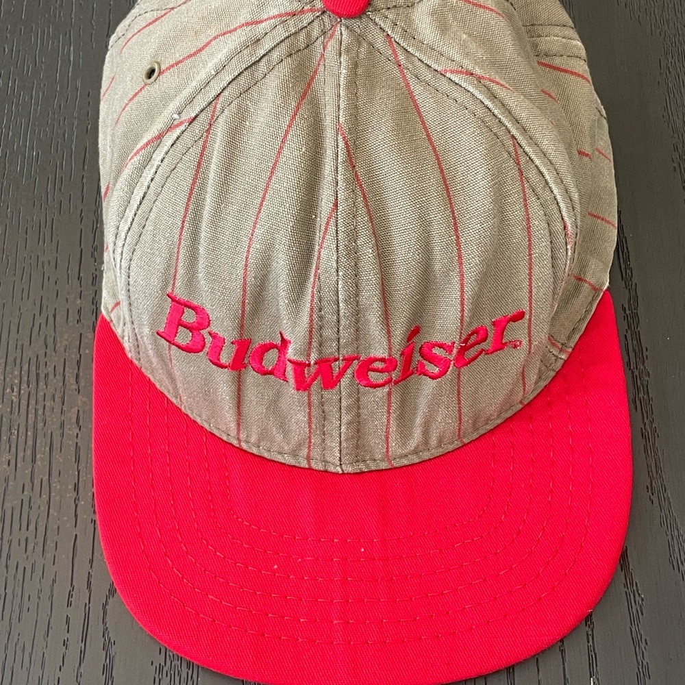 Vintage Budweiser Red and Beige‎ Cap Made in USA